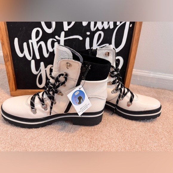 Women’s Eric Michael White Leather Combat Boots Size 41 NWT - Picture 9 of 9